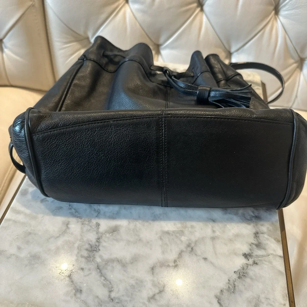 Cole Haan Elegant Black Genuine Leather Women's Bag with Tassels - Picture 2 of 3